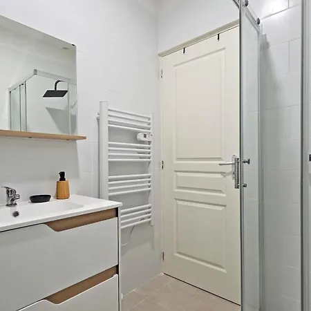 Lx149 Lumineux Fonctionnel - Bail Mobilite *